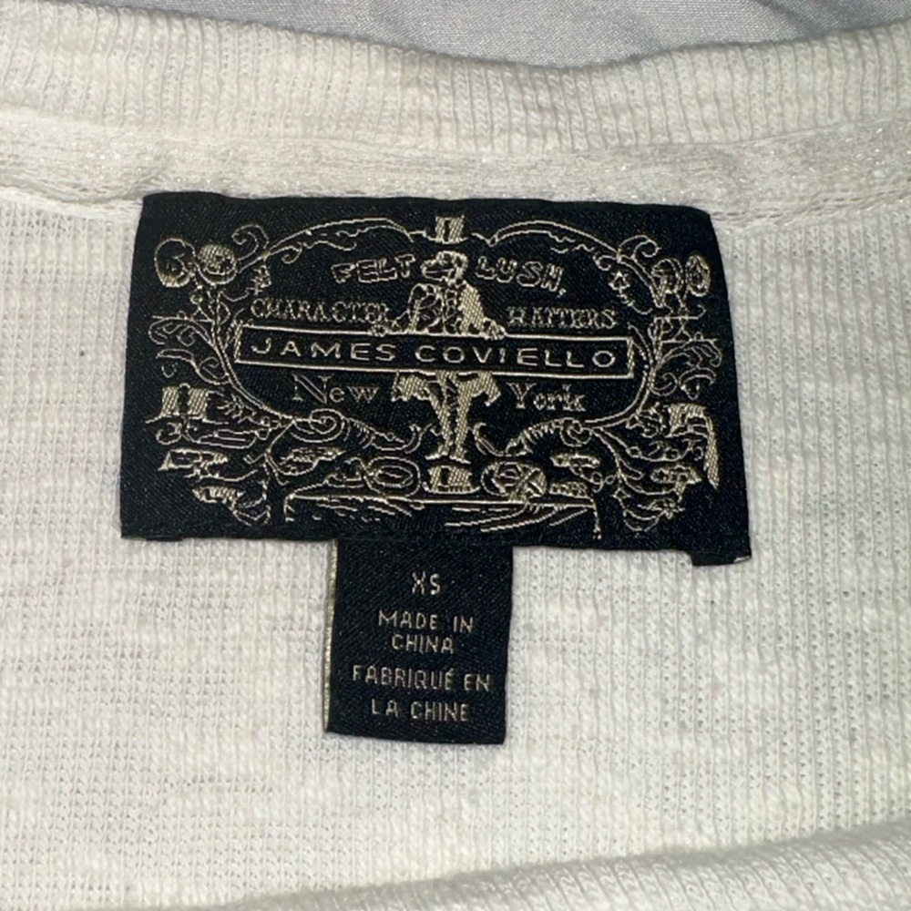 Lightweight Cream Sweater With Open Knight Design - image 2